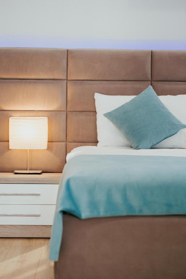Color Apartments Corneliu Coposu 1A Street Bucharest Luaran gambar
