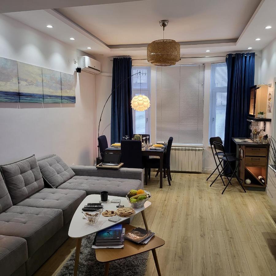 Color Apartments Corneliu Coposu 1A Street Bucharest Luaran gambar